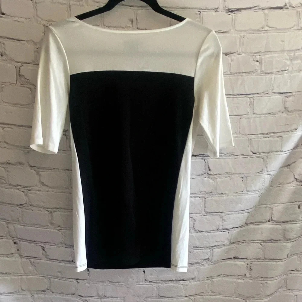 5/$20 Women’s Lauren Ralph Lauren Color Block T-Shirt Blouse‎ Black White Medium